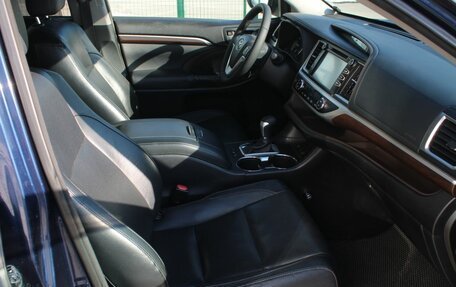 Toyota Highlander III, 2014 год, 2 750 000 рублей, 18 фотография