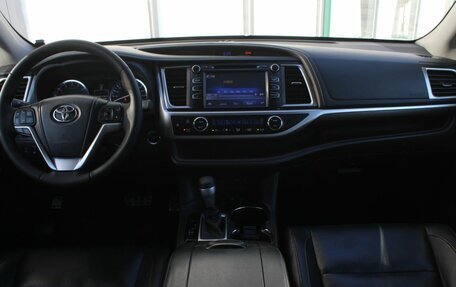 Toyota Highlander III, 2014 год, 2 750 000 рублей, 19 фотография