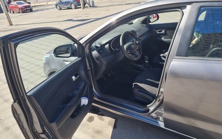 KIA Rio III рестайлинг, 2011 год, 650 000 рублей, 10 фотография