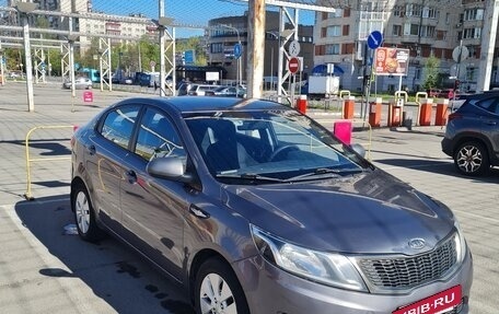 KIA Rio III рестайлинг, 2011 год, 650 000 рублей, 2 фотография
