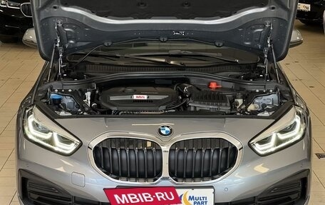BMW 1 серия, 2022 год, 2 750 000 рублей, 10 фотография