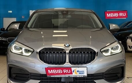 BMW 1 серия, 2022 год, 2 750 000 рублей, 7 фотография