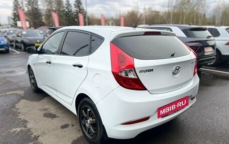 Hyundai Solaris II рестайлинг, 2015 год, 770 000 рублей, 5 фотография