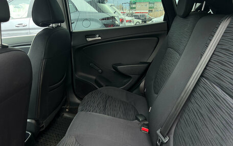 Hyundai Solaris II рестайлинг, 2015 год, 770 000 рублей, 17 фотография