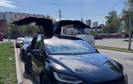 Tesla Model X I, 2017 год, 3 555 555 рублей, 3 фотография