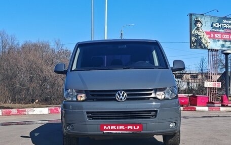 Volkswagen Caravelle T5, 2012 год, 2 299 000 рублей, 5 фотография