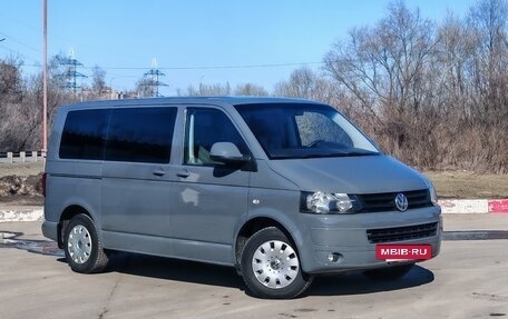 Volkswagen Caravelle T5, 2012 год, 2 299 000 рублей, 12 фотография