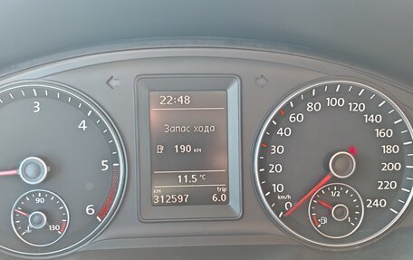 Volkswagen Caravelle T5, 2012 год, 2 299 000 рублей, 26 фотография