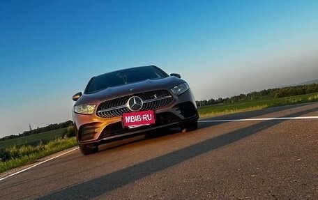 Mercedes-Benz A-Класс, 2020 год, 2 100 000 рублей, 2 фотография