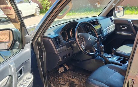 Mitsubishi Pajero IV, 2012 год, 2 200 000 рублей, 11 фотография