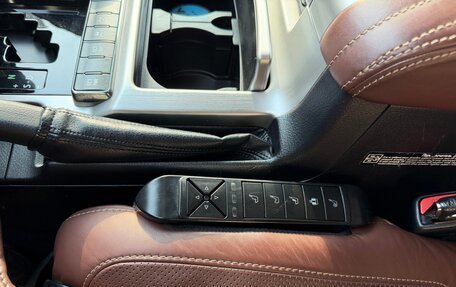 Toyota Land Cruiser 200, 2016 год, 5 700 000 рублей, 8 фотография