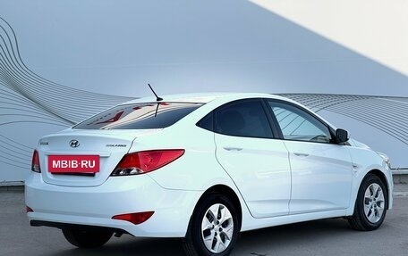 Hyundai Solaris II рестайлинг, 2015 год, 1 130 000 рублей, 9 фотография