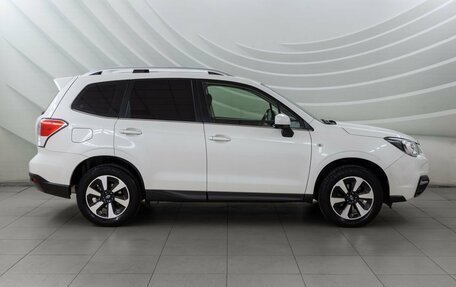 Subaru Forester, 2017 год, 2 548 000 рублей, 8 фотография
