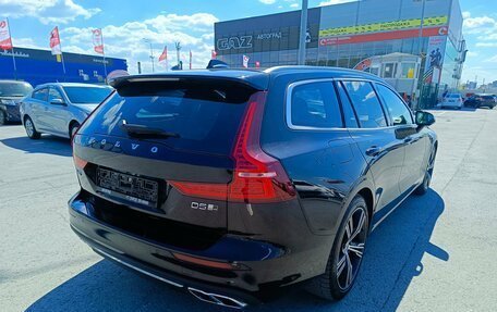 Volvo V60 II, 2018 год, 2 415 000 рублей, 7 фотография