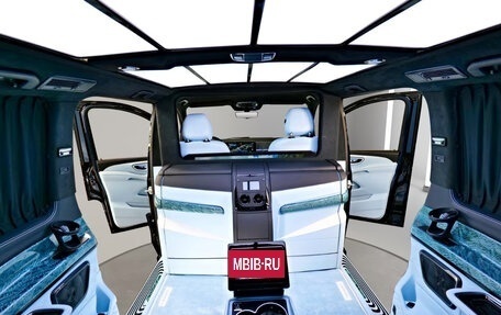 Mercedes-Benz V-Класс, 2025 год, 29 000 000 рублей, 20 фотография