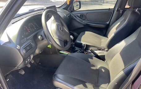 Chevrolet Niva I рестайлинг, 2005 год, 500 000 рублей, 4 фотография