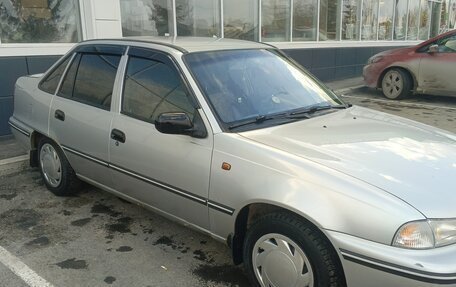 Daewoo Nexia I рестайлинг, 2003 год, 150 000 рублей, 1 фотография