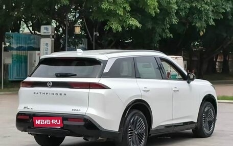 Nissan Pathfinder, 2024 год, 5 005 000 рублей, 4 фотография
