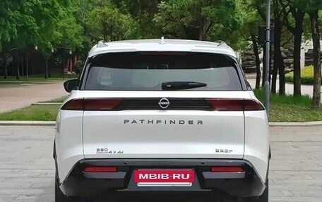 Nissan Pathfinder, 2024 год, 5 005 000 рублей, 5 фотография