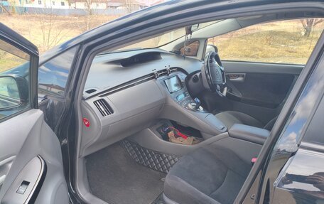Toyota Prius, 2010 год, 770 000 рублей, 9 фотография