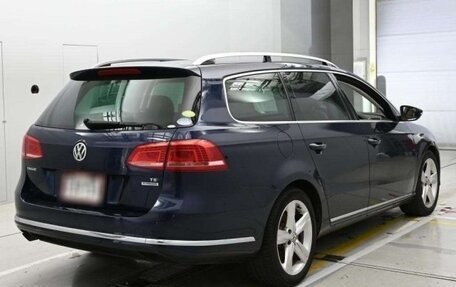 Volkswagen Passat B7, 2012 год, 647 000 рублей, 2 фотография