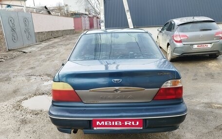Daewoo Nexia I рестайлинг, 2004 год, 110 000 рублей, 5 фотография