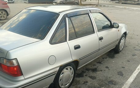 Daewoo Nexia I рестайлинг, 2003 год, 150 000 рублей, 4 фотография