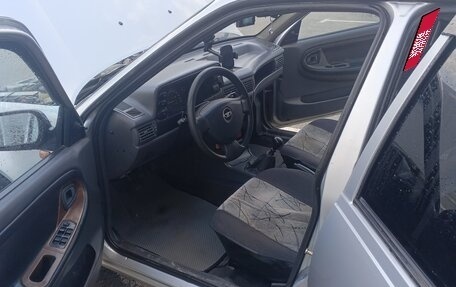 Daewoo Nexia I рестайлинг, 2003 год, 150 000 рублей, 16 фотография