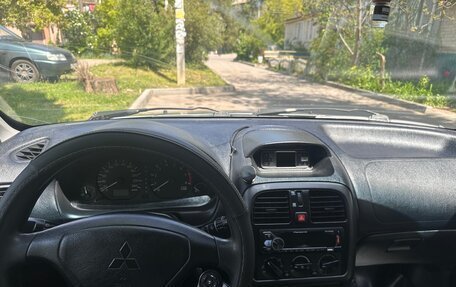 Mitsubishi Carisma I, 2002 год, 330 000 рублей, 10 фотография