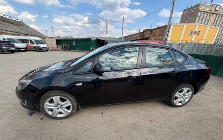 Opel Astra J, 2013 год, 900 000 рублей, 6 фотография