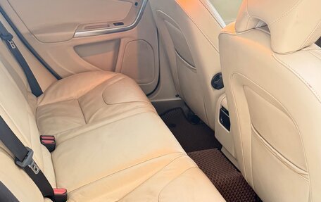 Volvo V60 I, 2012 год, 1 390 000 рублей, 5 фотография