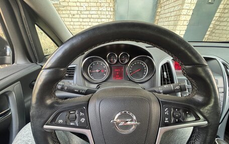 Opel Astra J, 2013 год, 900 000 рублей, 5 фотография
