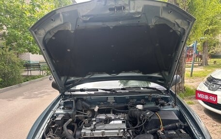 Mitsubishi Carisma I, 2002 год, 330 000 рублей, 21 фотография