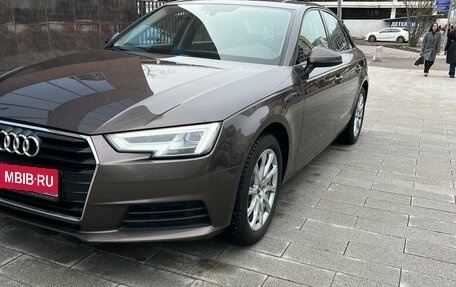 Audi A4, 2019 год, 1 850 000 рублей, 1 фотография