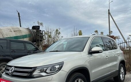 Volkswagen Tiguan I, 2011 год, 1 300 000 рублей, 1 фотография