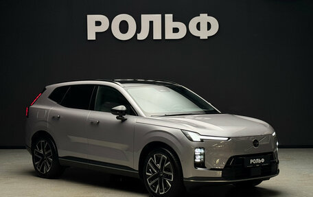 Volvo XC70, 2025 год, 6 450 000 рублей, 1 фотография
