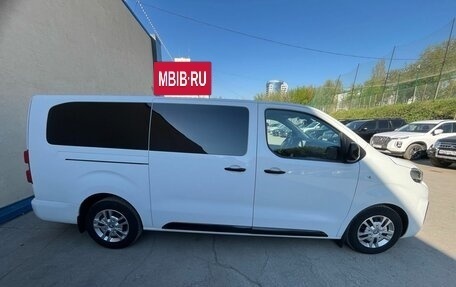 Peugeot Traveller I, 2022 год, 3 990 000 рублей, 5 фотография