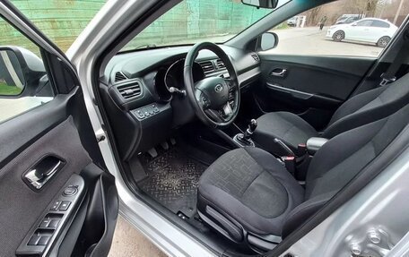 KIA Rio III рестайлинг, 2011 год, 630 000 рублей, 4 фотография