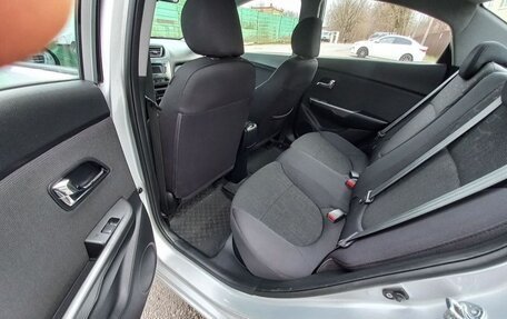 KIA Rio III рестайлинг, 2011 год, 630 000 рублей, 5 фотография