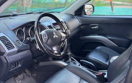 Mitsubishi Outlander III рестайлинг 3, 2011 год, 1 190 000 рублей, 3 фотография