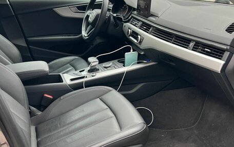 Audi A4, 2019 год, 1 850 000 рублей, 12 фотография