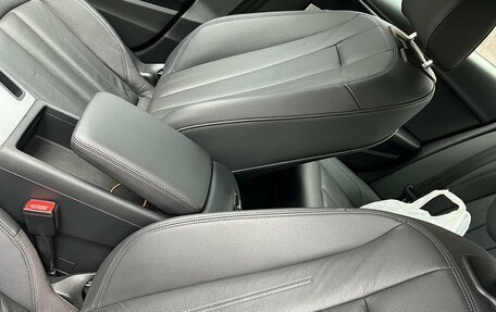 Audi A4, 2019 год, 1 850 000 рублей, 17 фотография