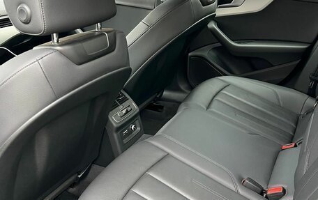 Audi A4, 2019 год, 1 850 000 рублей, 21 фотография