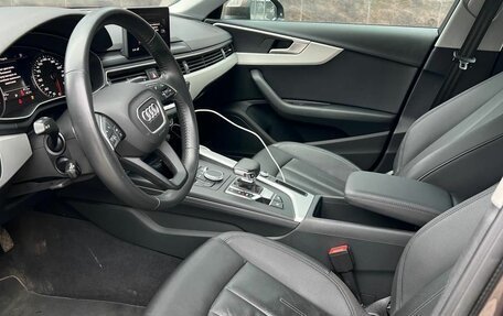 Audi A4, 2019 год, 1 850 000 рублей, 24 фотография