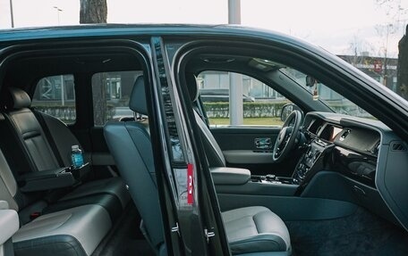 Rolls-Royce Cullinan, 2020 год, 31 300 000 рублей, 9 фотография
