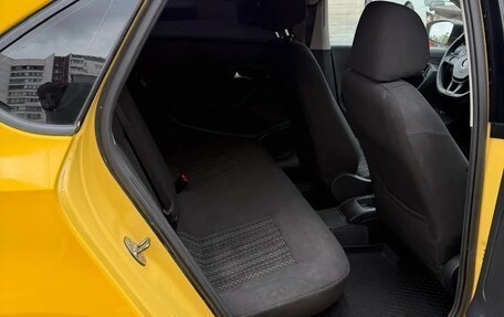 Volkswagen Polo VI (EU Market), 2018 год, 20 фотография