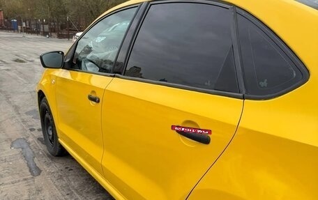 Volkswagen Polo VI (EU Market), 2018 год, 18 фотография
