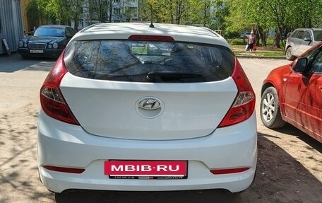 Hyundai Solaris II рестайлинг, 2015 год, 750 000 рублей, 4 фотография
