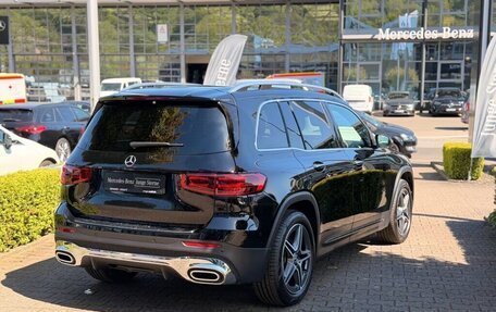 Mercedes-Benz GLB, 2024 год, 7 255 215 рублей, 2 фотография