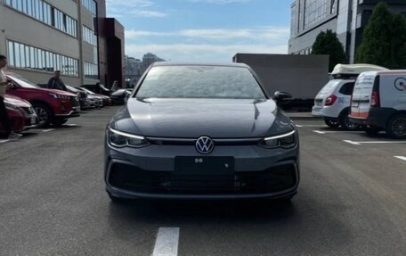 Volkswagen Golf VIII, 2022 год, 2 050 000 рублей, 3 фотография